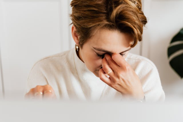Job Satisfaction Under Pressure: Survey of 528 Life Science Professionals Reveals Impact of Budget cuts, workload increases, and career uncertainty