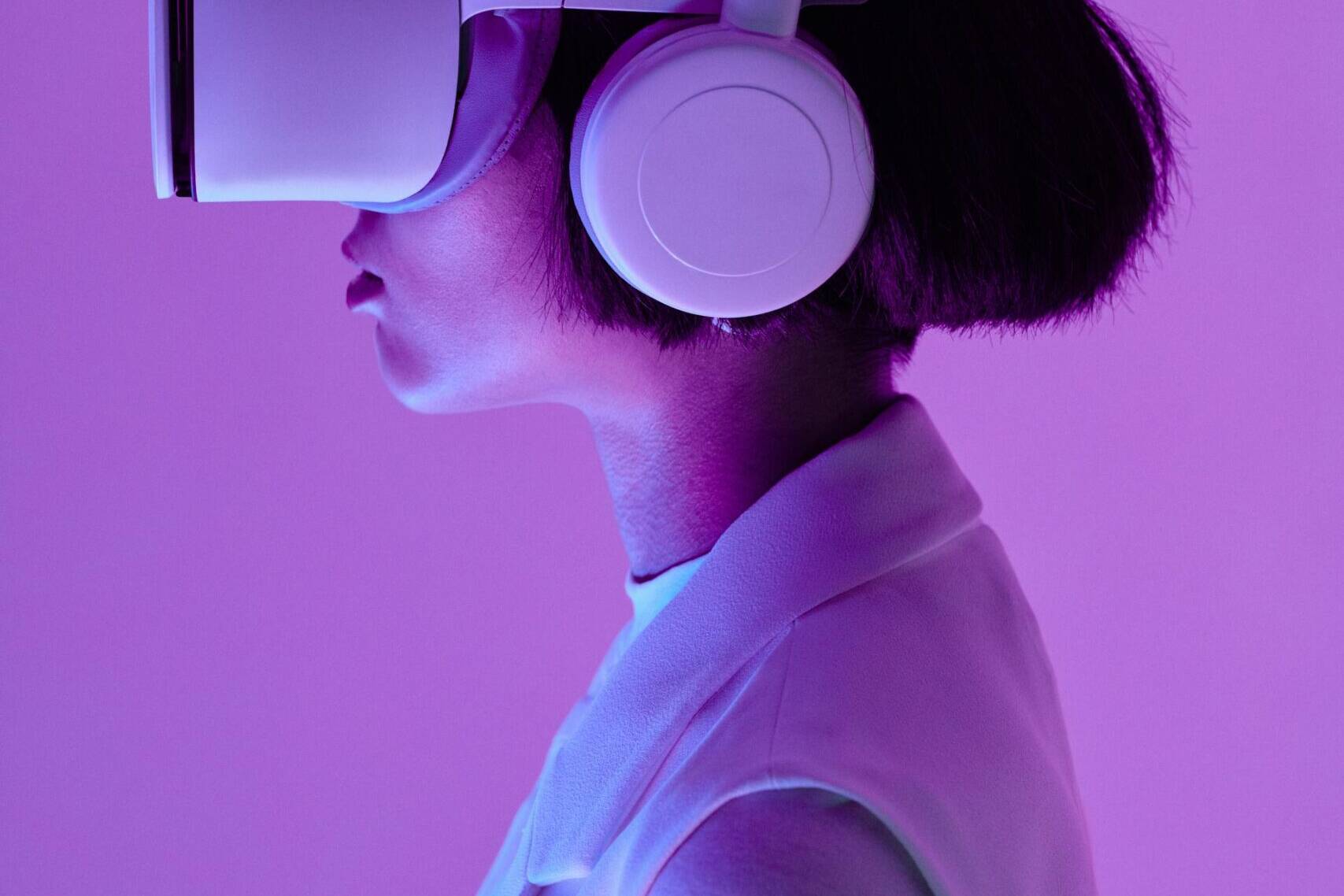 VR Headset | CEO Magazine