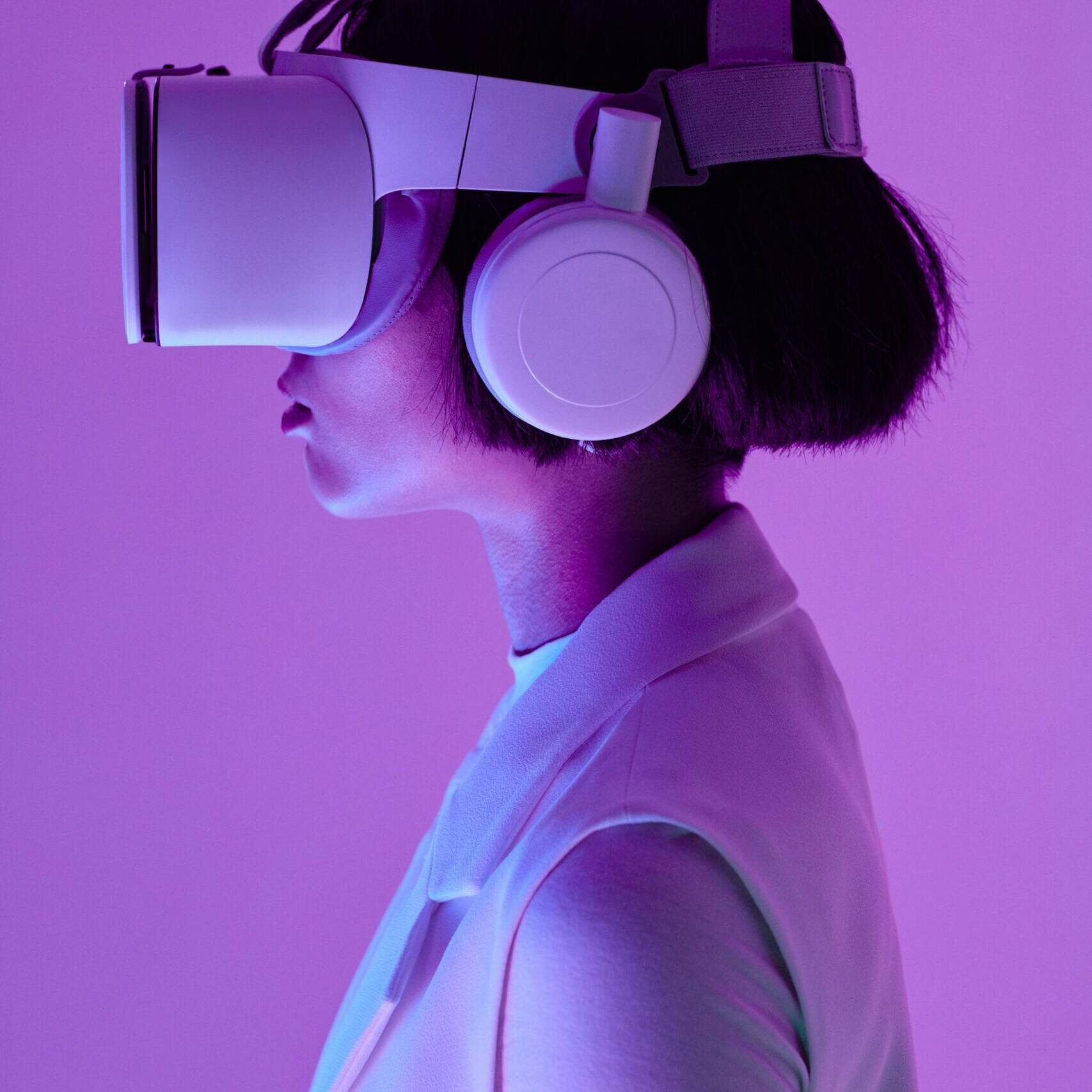 VR Headset | CEO Magazine